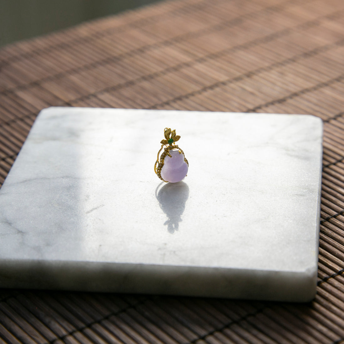 18K黃金鑲鑽天然緬甸翡翠紫葫蘆吊墜