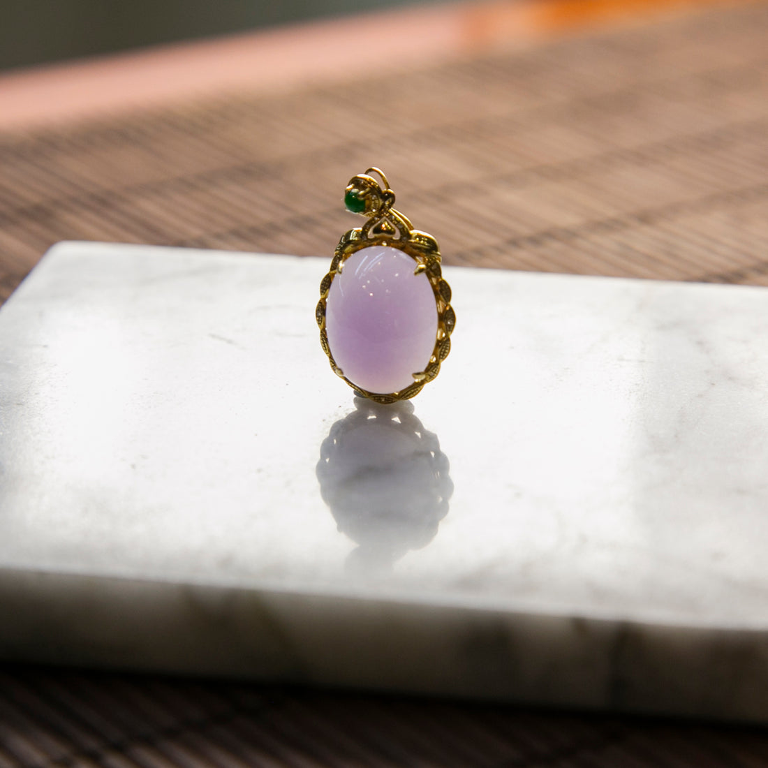 18K黃金鑲鑽天然緬甸翡翠粉紫蛋面吊墜