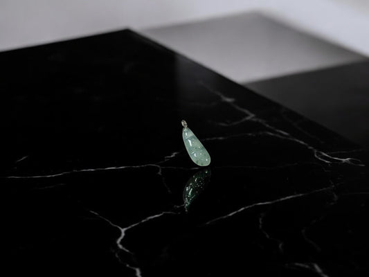 天然緬甸翡翠飄花福豆吊墜